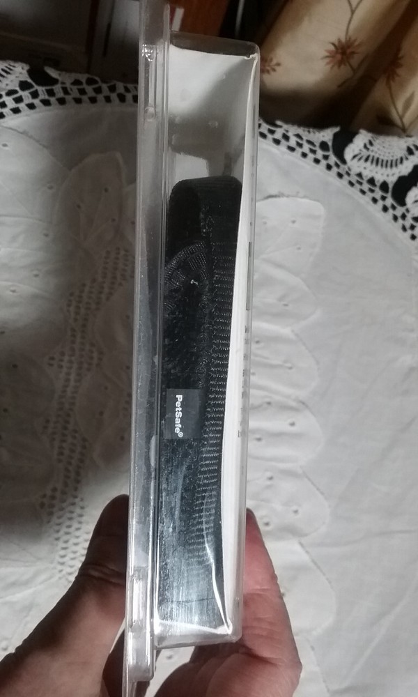 Petsafe Muzzle Size XL Breeds Black Padded