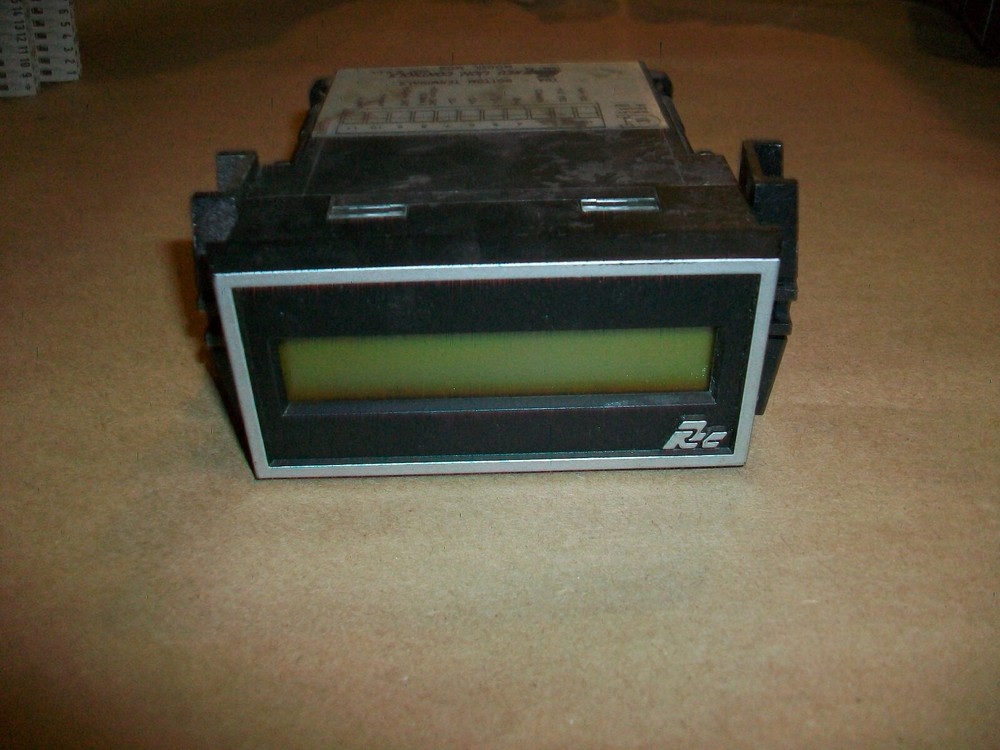 RED LION Panel Meter  MCS4Y00D   USED