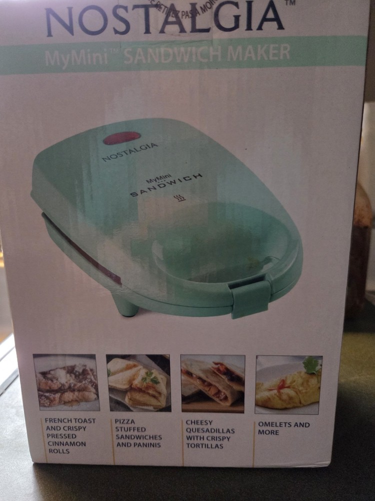 Nostalgia My Mini Sandwich Maker in Teal