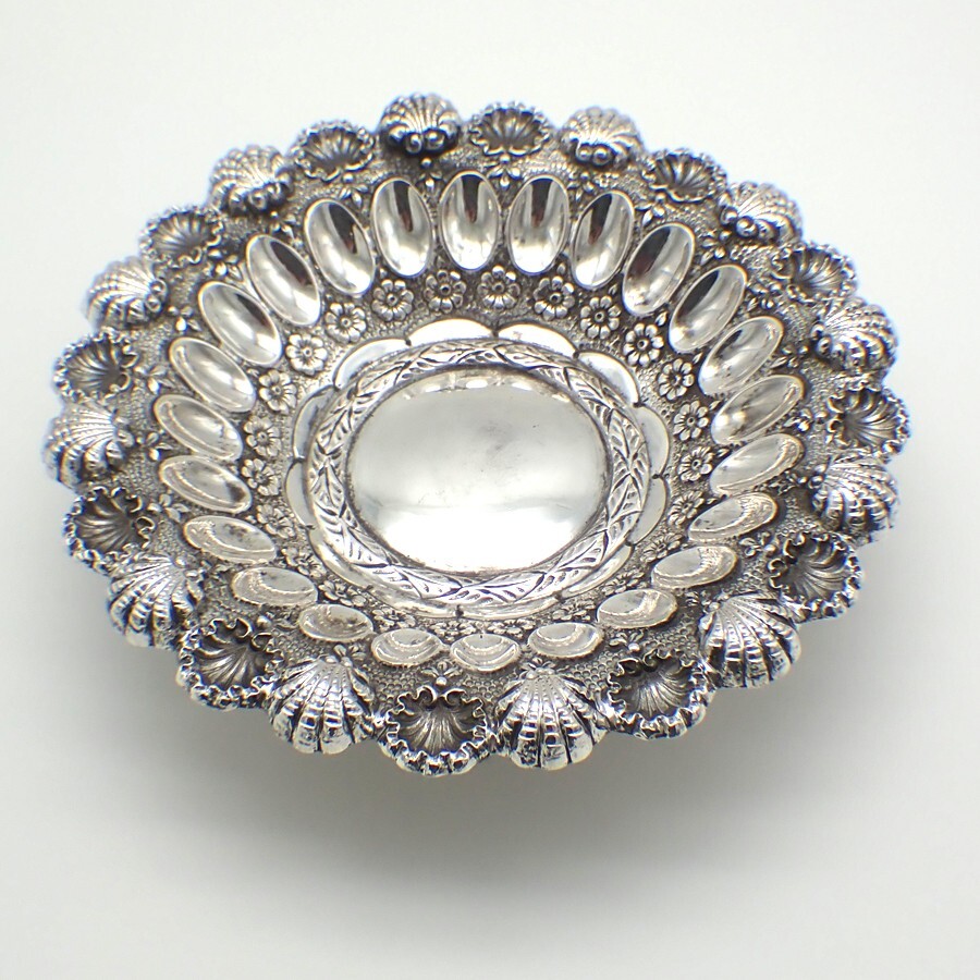 Ornate Shell Decorated Bowl 900 Silver