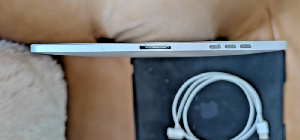 Ipad 1st generation 32gb cellular