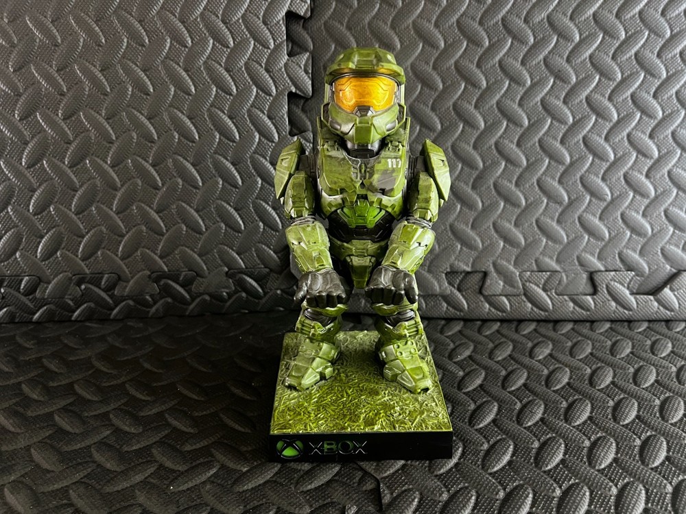 Cable Guys Master Chief Halo Infinite Xbox Stand Controller Holder