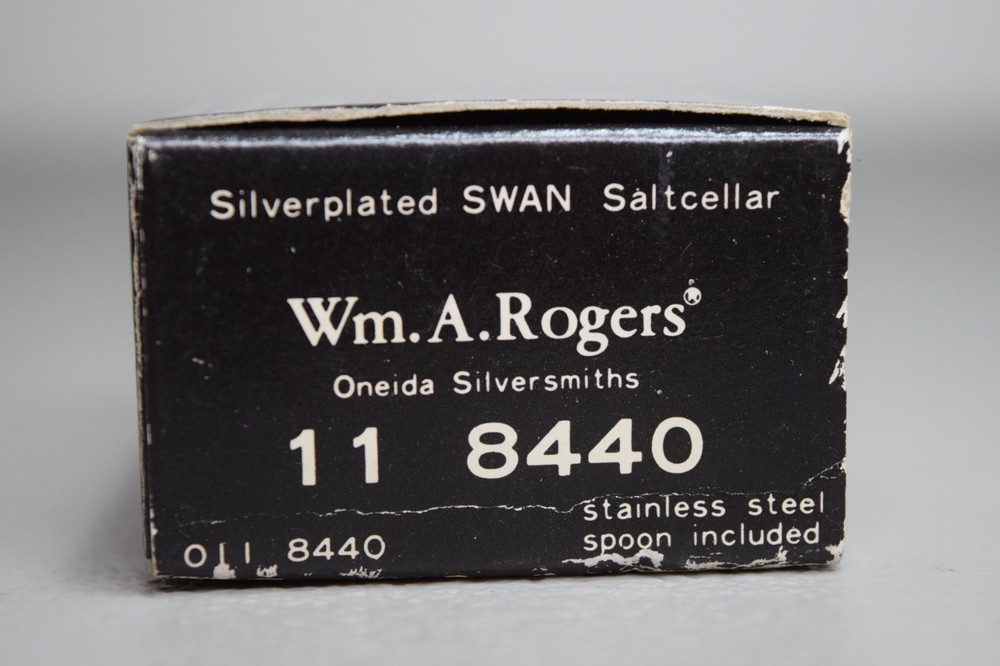 Wm. A. Rogers. Oneida Silversmiths Tarnish Resistant Silver Salt Cellar Swan