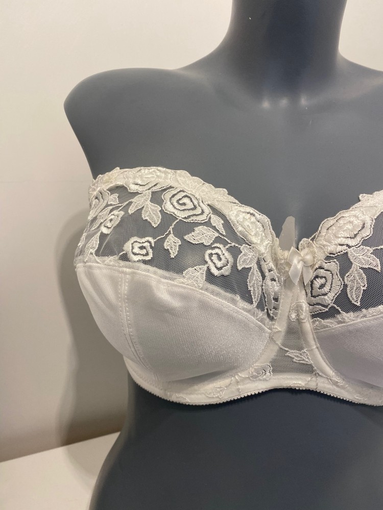 Fantasie Belle White Strapless Bra Multiway Underwired Side Support No padding