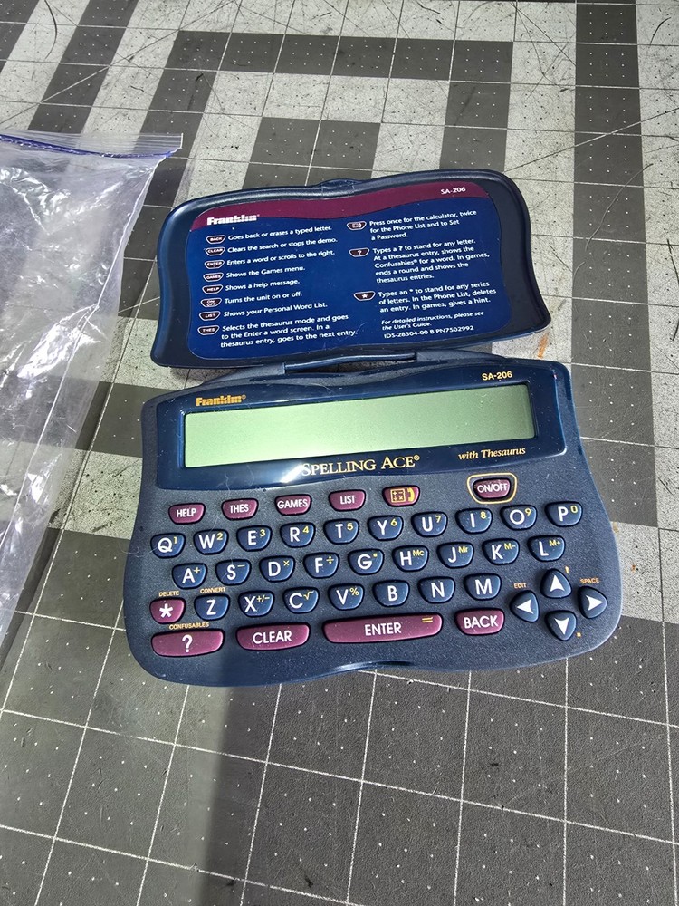Franklin Spelling Ace SA-206 Handheld Electronic Dictionary Thesaurus