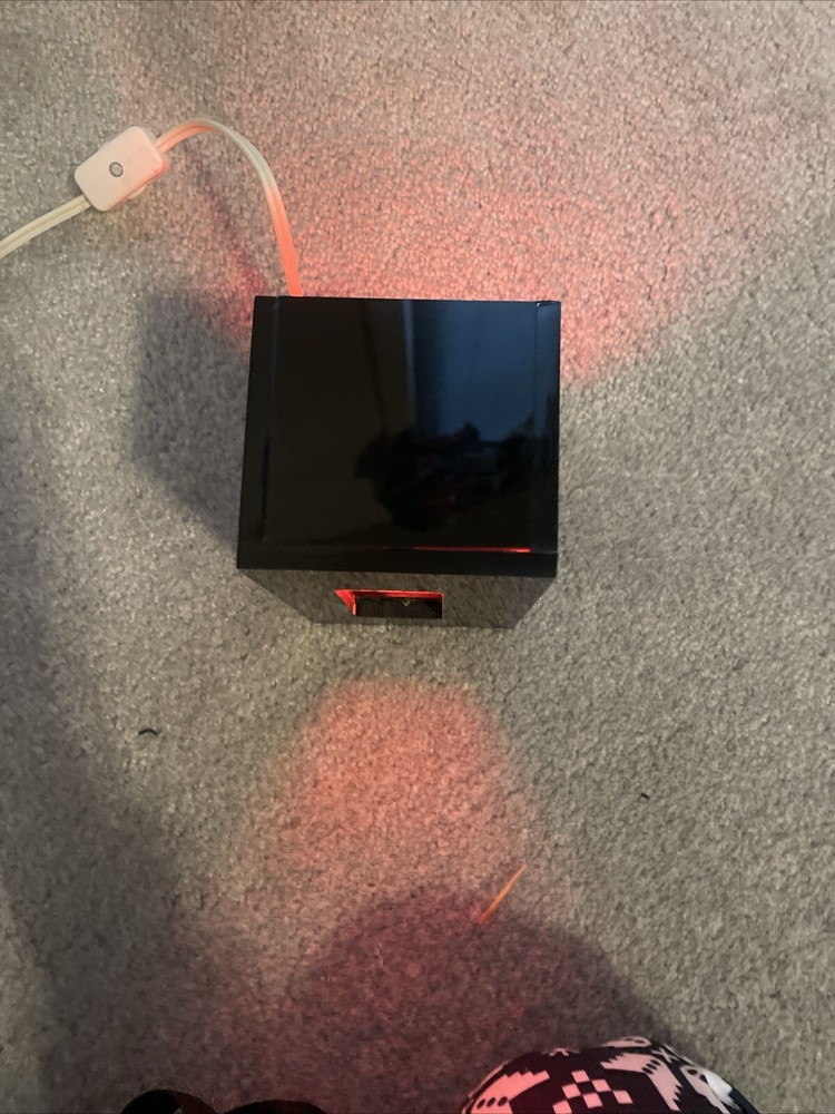 Red Emergency Lamp Light UND LAB INC LIST Rectangle Black Box