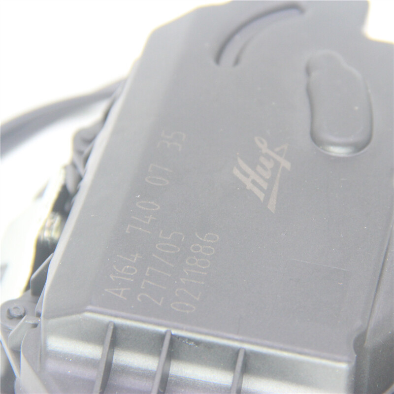 Rear Tailgate Trunk Lift Door Hatch Lock Actuator for Mercedes GL450 GL550 R350