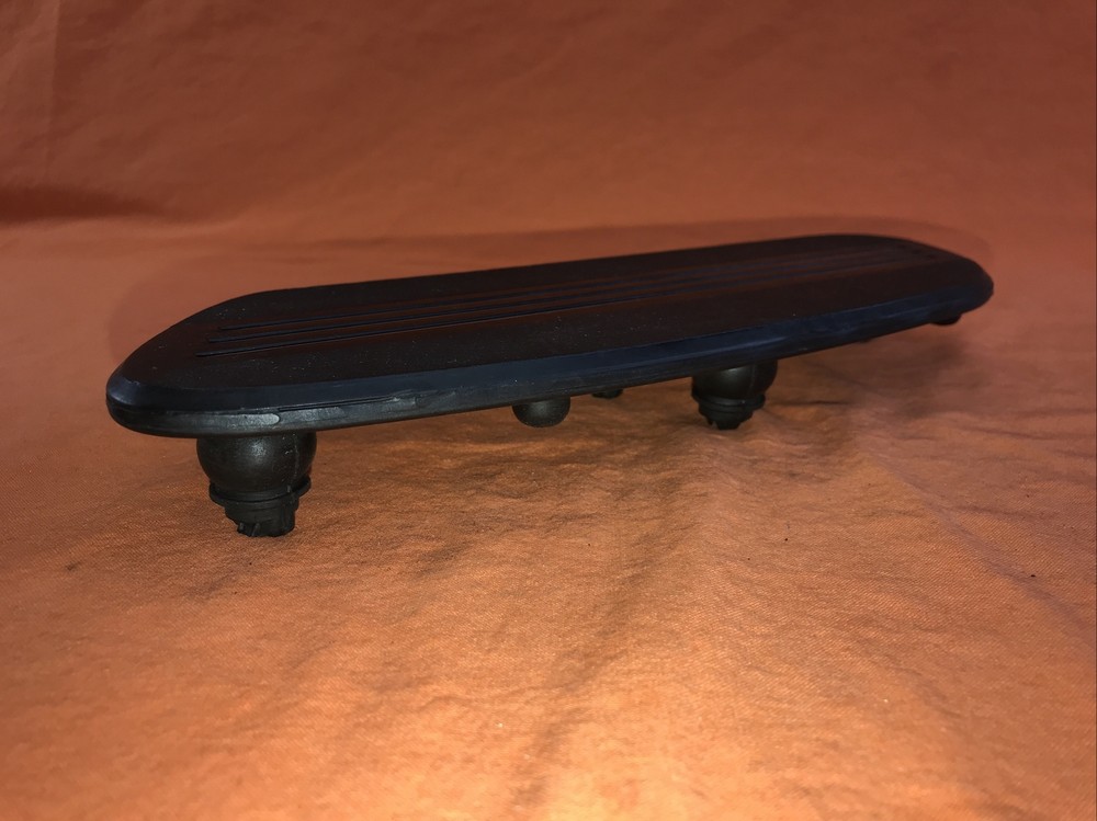 HARLEY-DAVIDSON GENUINE STREAMLINER FLOORBOARD RUBBER INSERT- RIGHT SIDE ONLY!