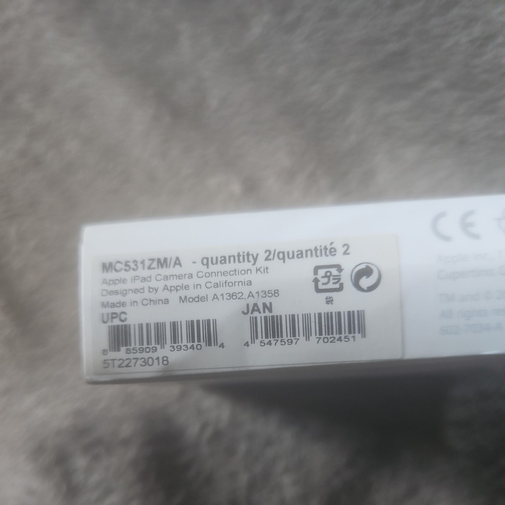 Apple - iPad Camera Connection Kit
