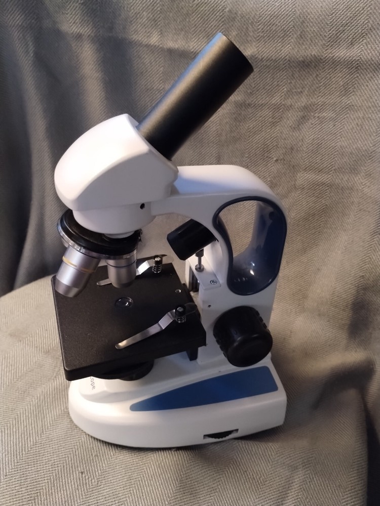 AMscope, 40x1000 Dual light Metal Frame Digital Microscope plus a USB camera