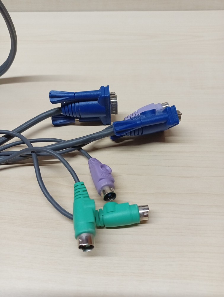 Linksys ProConnect (KVM2KIT) 2-Ports External KVM switch PS/2