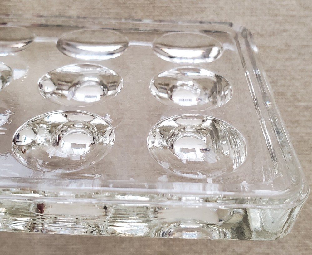 Glass Reaction Trays