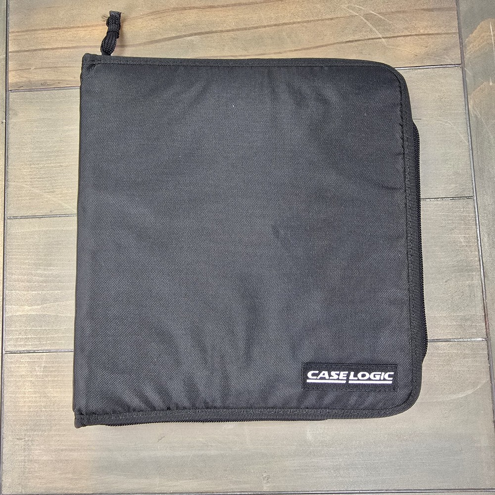 Case Logic 3.5 Floppy Disc Binder Holds 40 Disc.