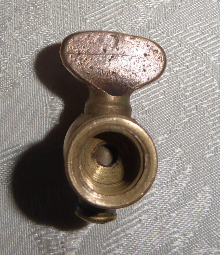 Vintage Thumb Valve