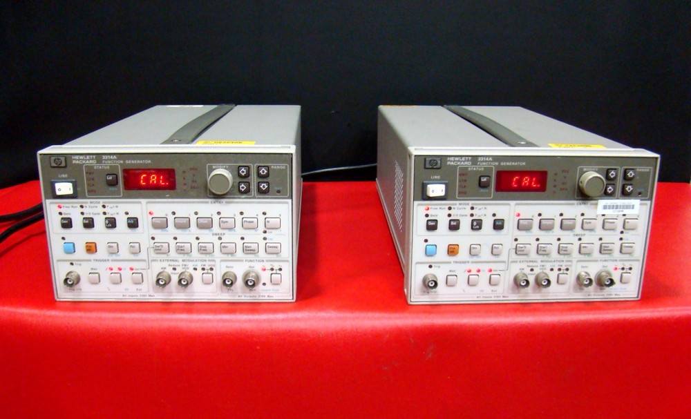 HP 3314A FUNCTION GENERATOR - 20 MHZ - TESTED