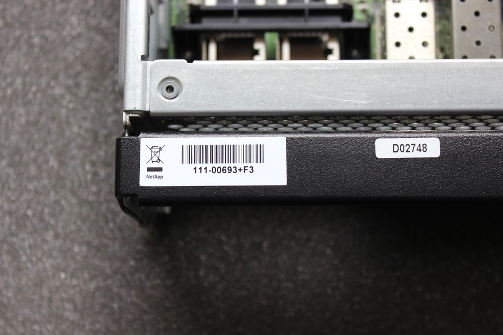 NetApp FAS3240 Array Processor Controller Board Module 111-00693+F3