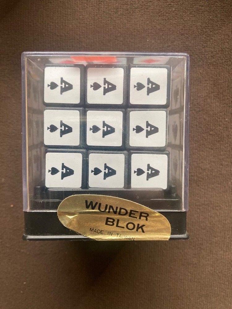 Rubic's Cube type "Wunder Block" Poker Cards Cube