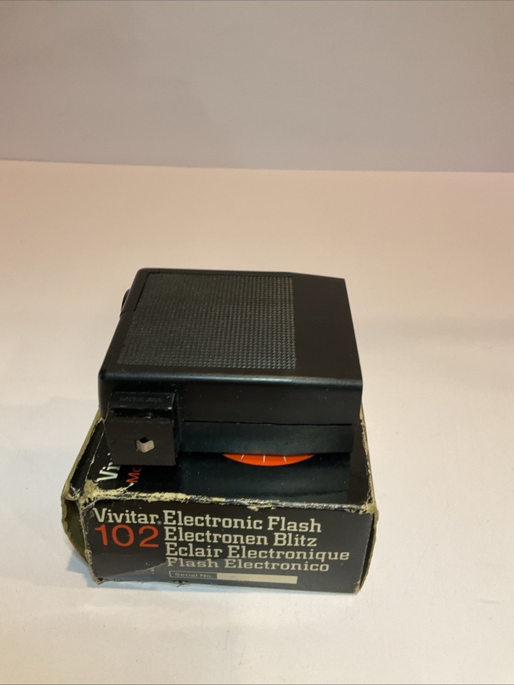 Vivitar Electronic Flash Model 102 Working Good Box!