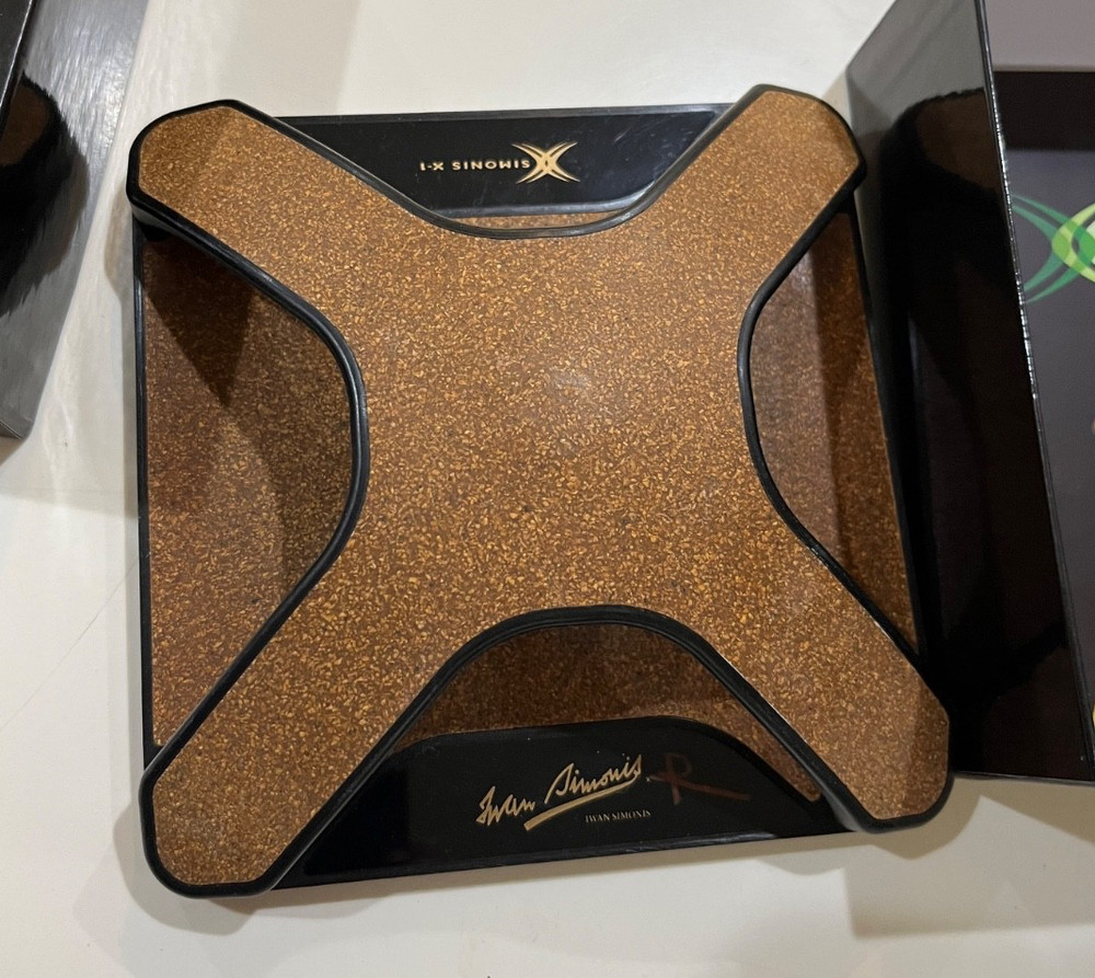 SIMONIS X-1 Billiard Pool Table Cloth CLEANER by Iwan Simonis