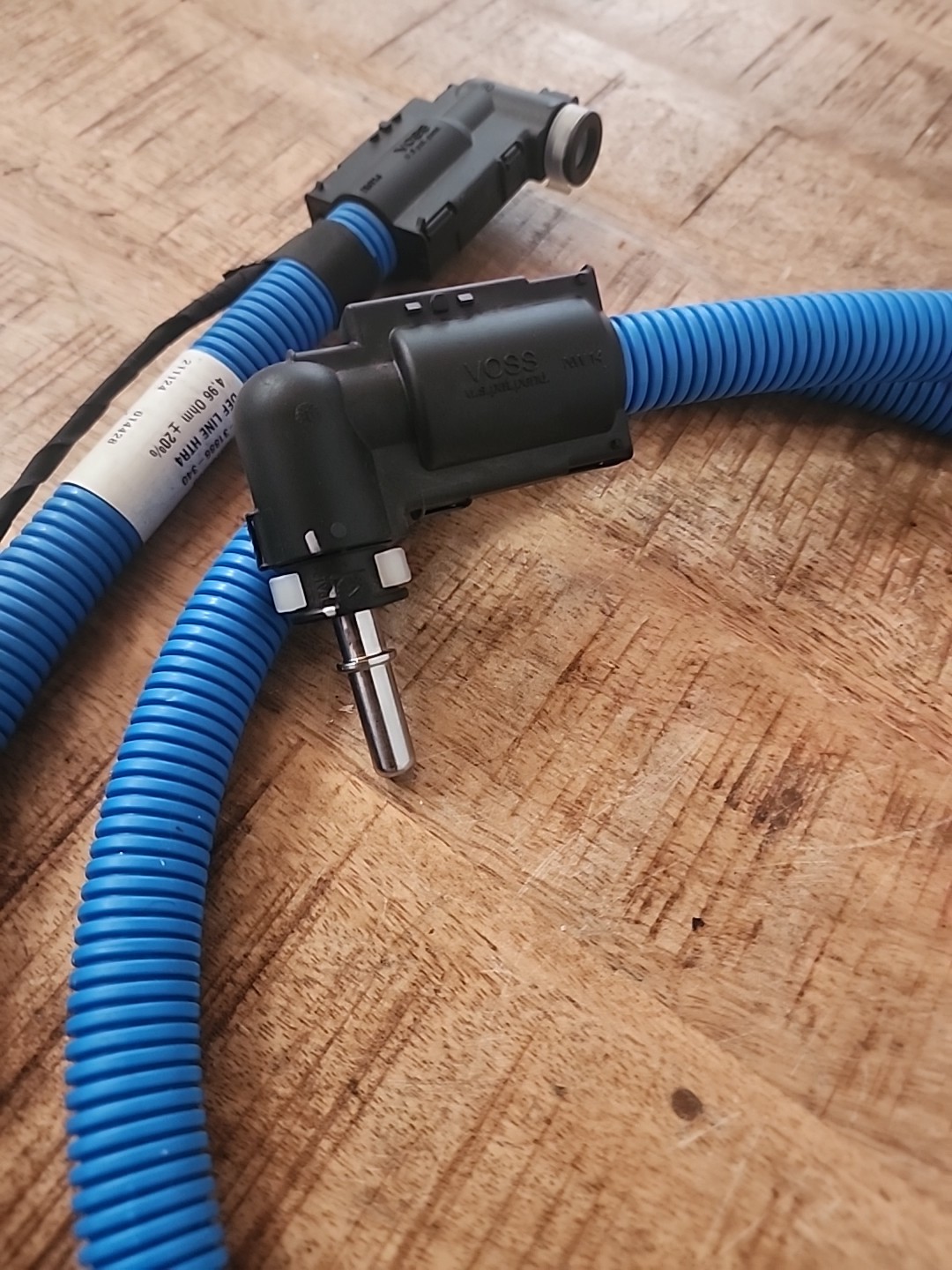 FREIGHTLINER 04-31886-340 Diesel Exhaust Fluid DEF Urea Line - Double Connection