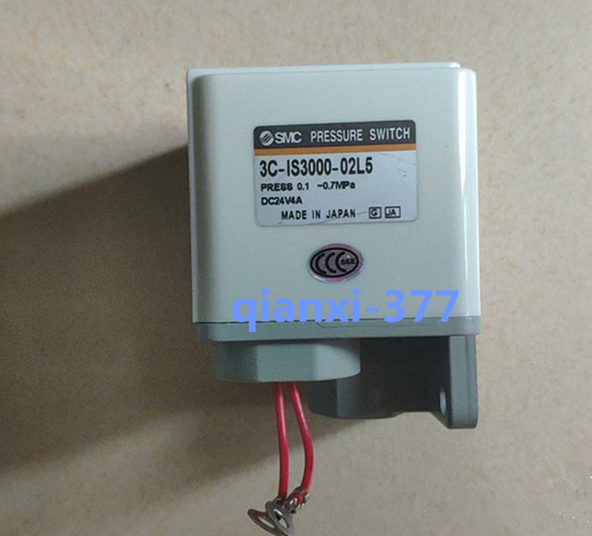 1PC SMC 3C-IS3000-02L5 pressure switch sensor