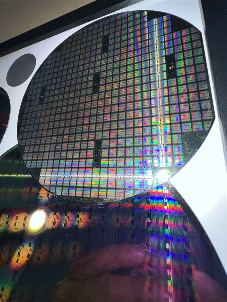 8” Silicon Pattern Wafer IntegratedCircuits Art 8”6”6”4”2”1”1” Art semiconductor