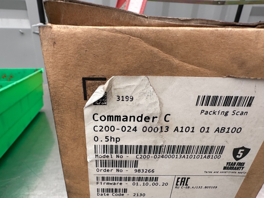 Control Techniques Commander C C200-024 00013 A101 01 AB100 - 0.5HP