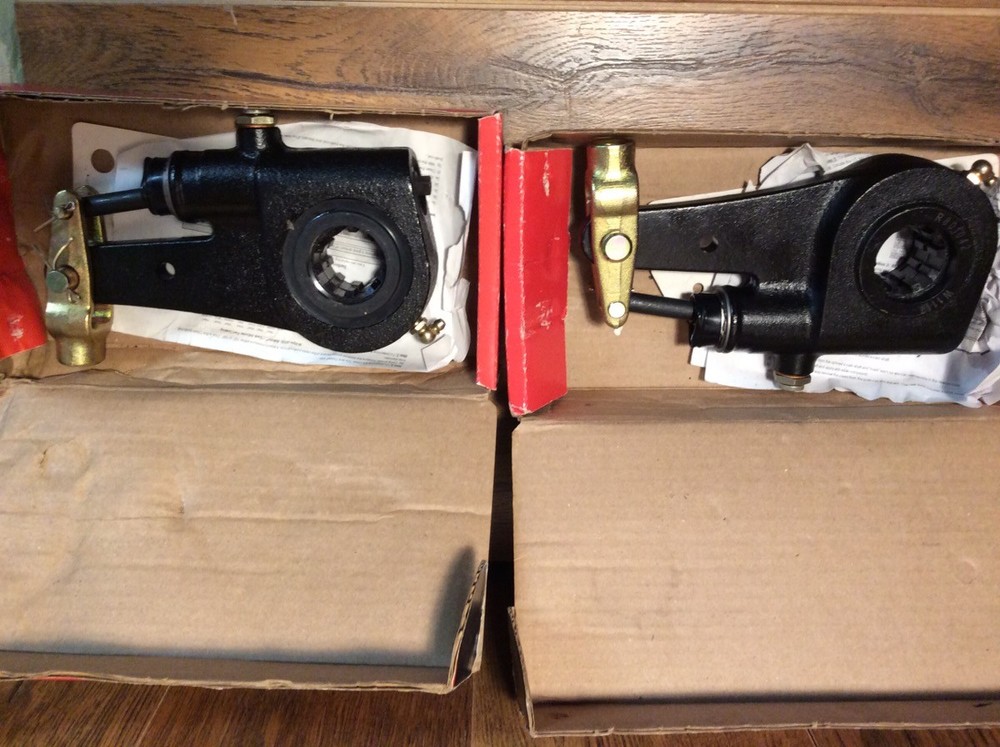 SLACKERS ADJUSTER (PSC015844)