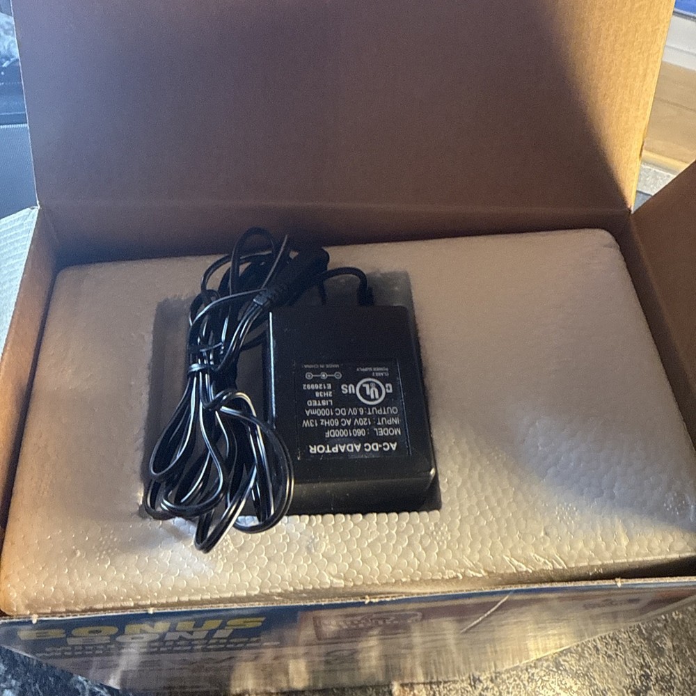 Sewing Genie Mini Sewing Machine With Bonus Mini-Stitcher EUC