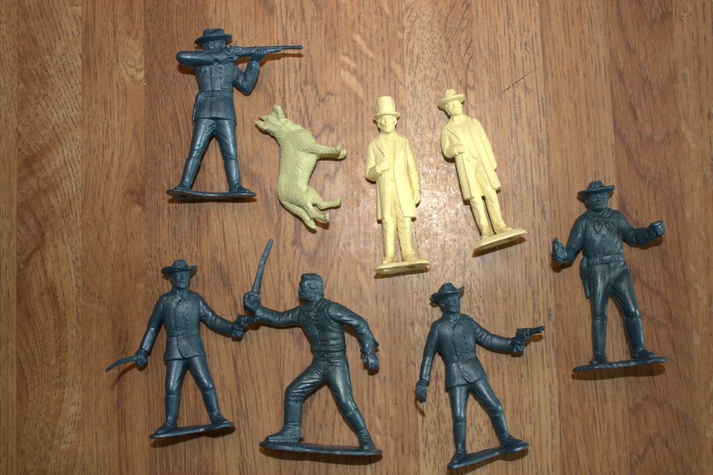 Vintage Fort Apache Play Set