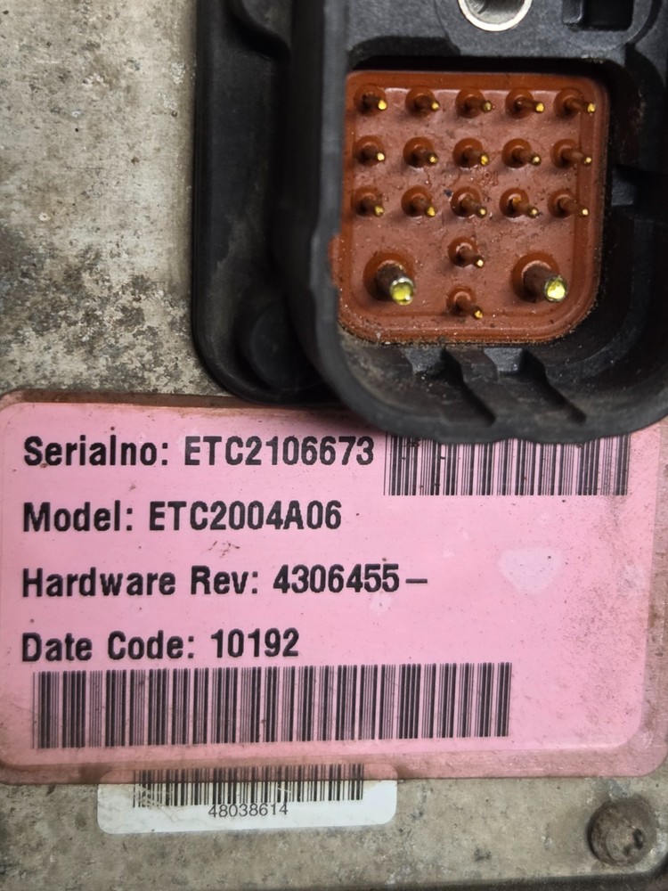 TRANSMISSION CONTROL MODULE TCM ,ECU ETC2106673, 2004A06, 10192 MUST PROGRAM