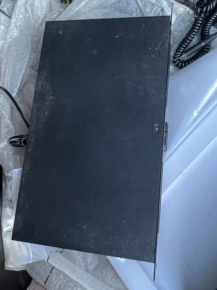 NUMARK MP302 Professional Dual MP3 CD Player With Controller Untested