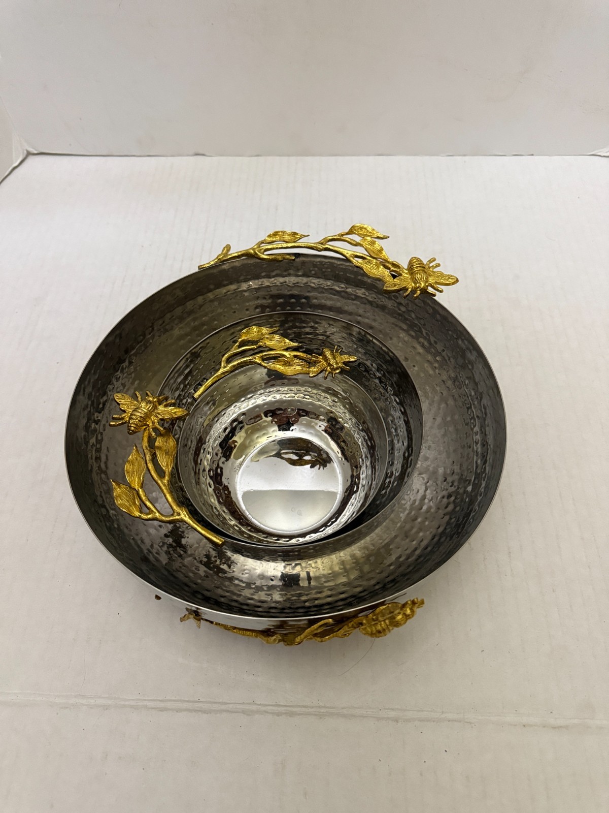 Elegance Golden Bee Hammered Stainless Steel 3 Piece Serving Bowls