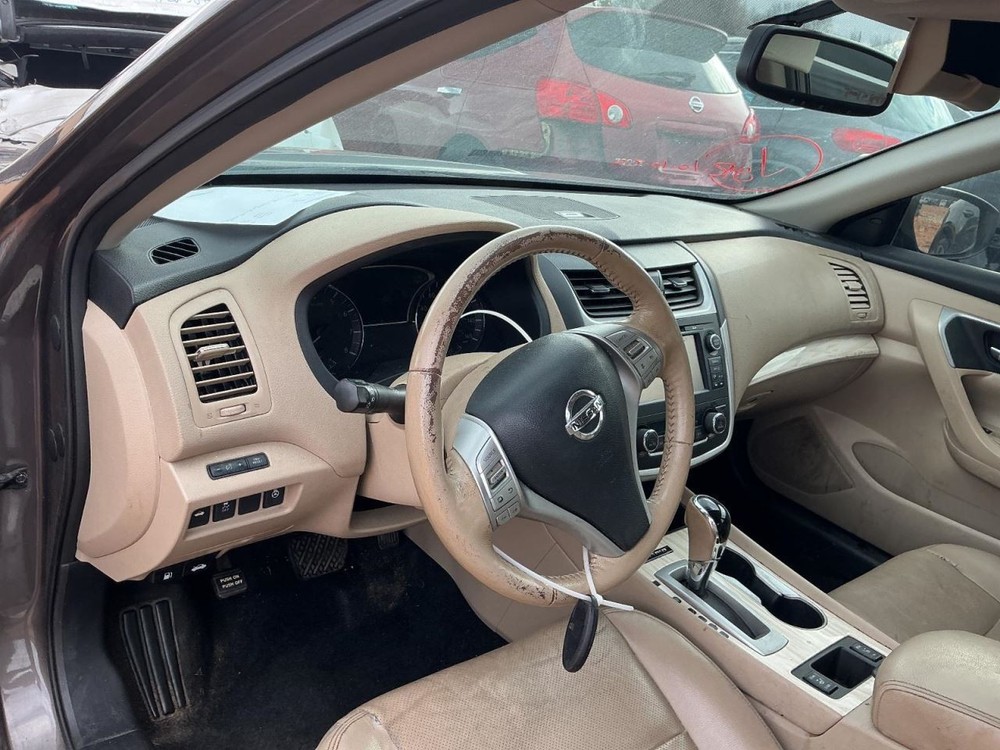 ALTIMA 2017 Glove Box 4910237