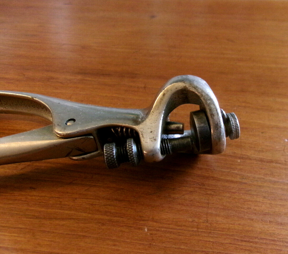 ANTIQUE ~ E. C. ATKINS & Co. ~ SAW SET, ADJUSTABLE TOOTH SETTER ~ Patent 1908