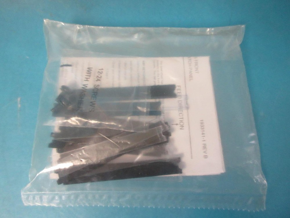 NEW COMMSCOPE 1933308-1 SL SERIES PATCH PANEL MULTIMEDIA 48-PORT FLAT FRONT