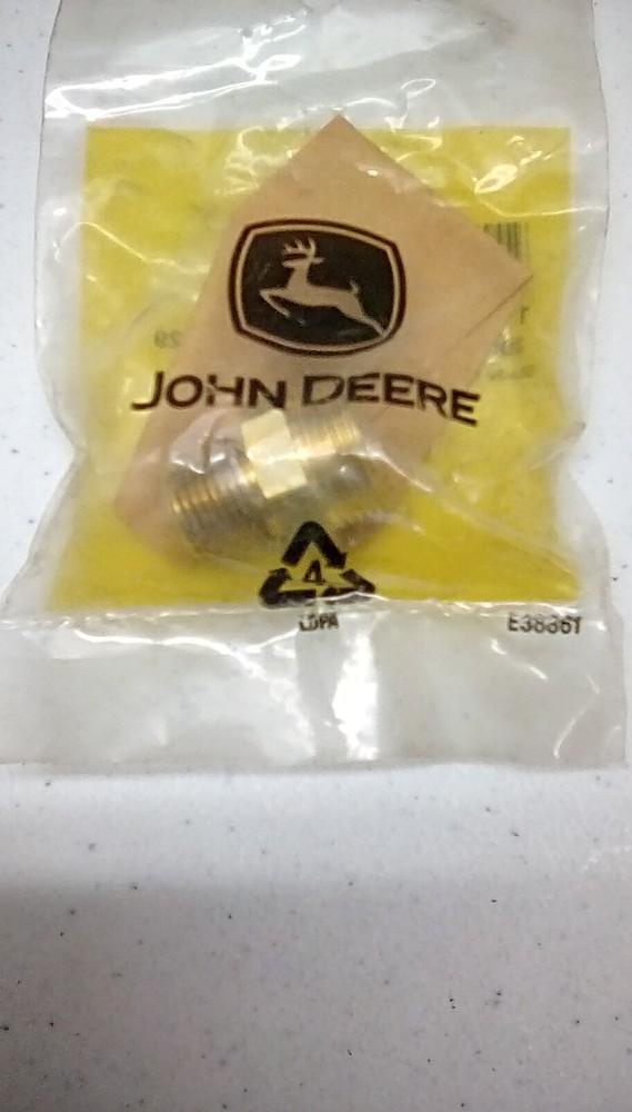 John Deere Original Equipment Fitting R71653 OEM