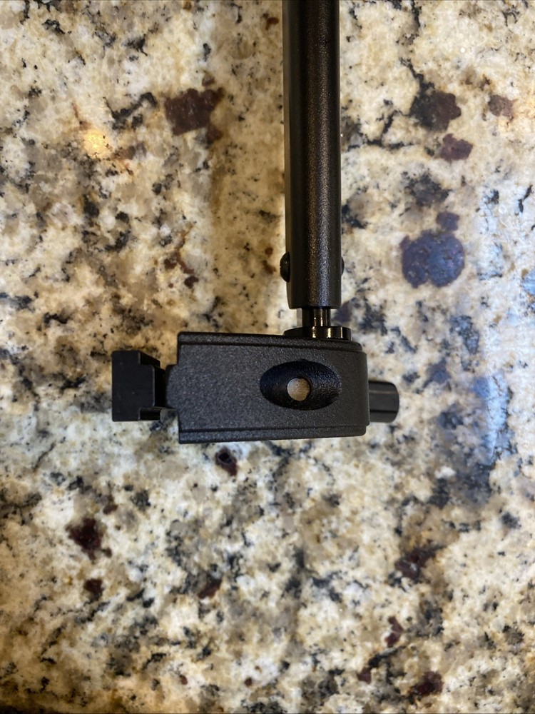 Quantum Q6 Edge REMOVABLE ARM REST .2 MILES ON UNIT