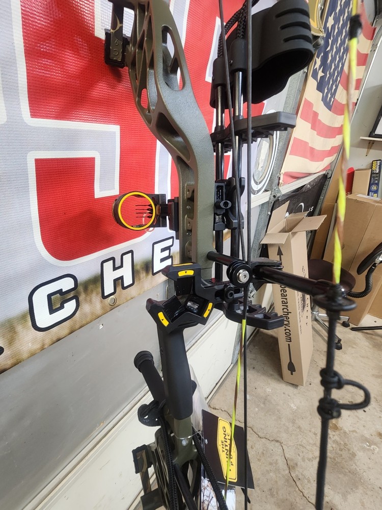 Bear THP Adapt 2 RTH RH. 60# NEW