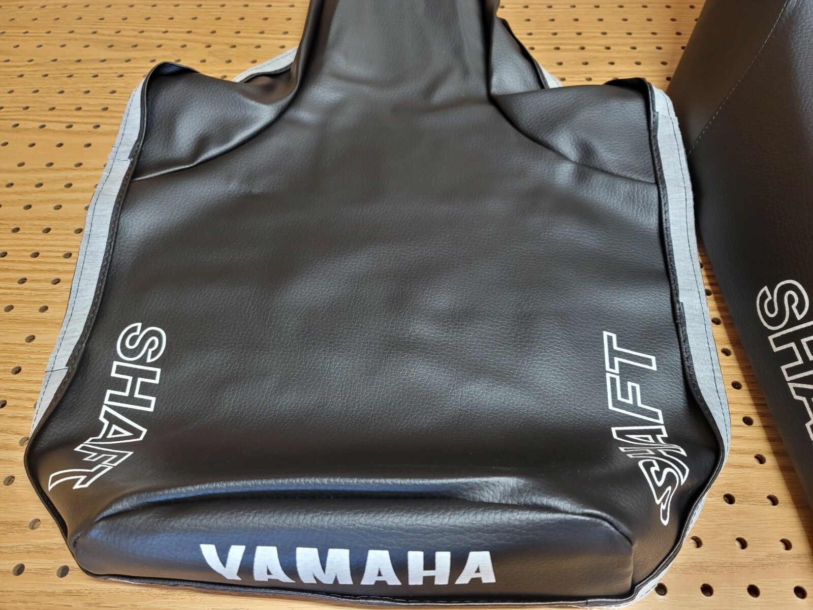 YAMAHA YTM225 YTM225DX SEAT COVER 1983 TO 1985 K.L.N MODEL (BLACK) (Y*-83)