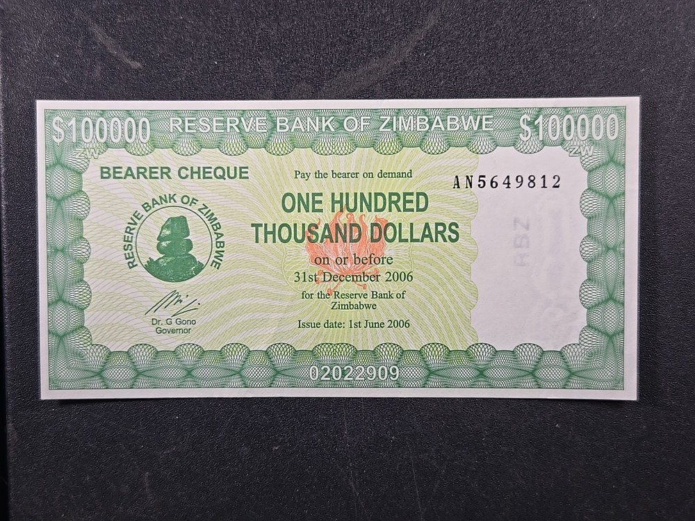 2006 ZIMBABWE $100,000 note - Pick#32 - Solid VF/XF