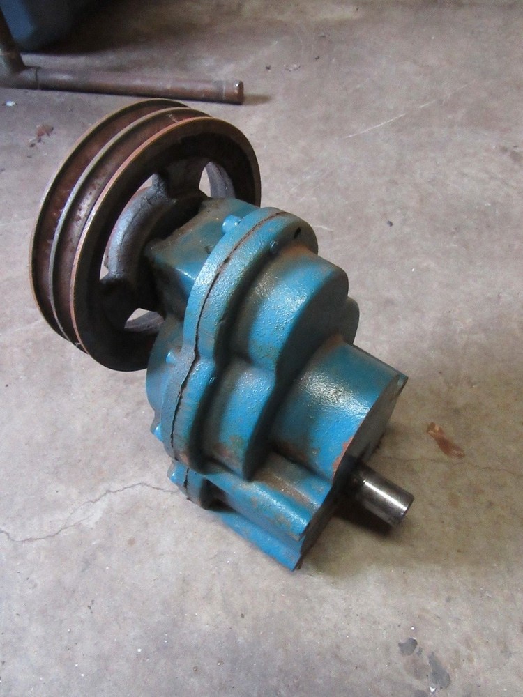 Soft Serve Machine Gear Box Reducer  10.5 : 1 Reduction 5/8" input 1" output