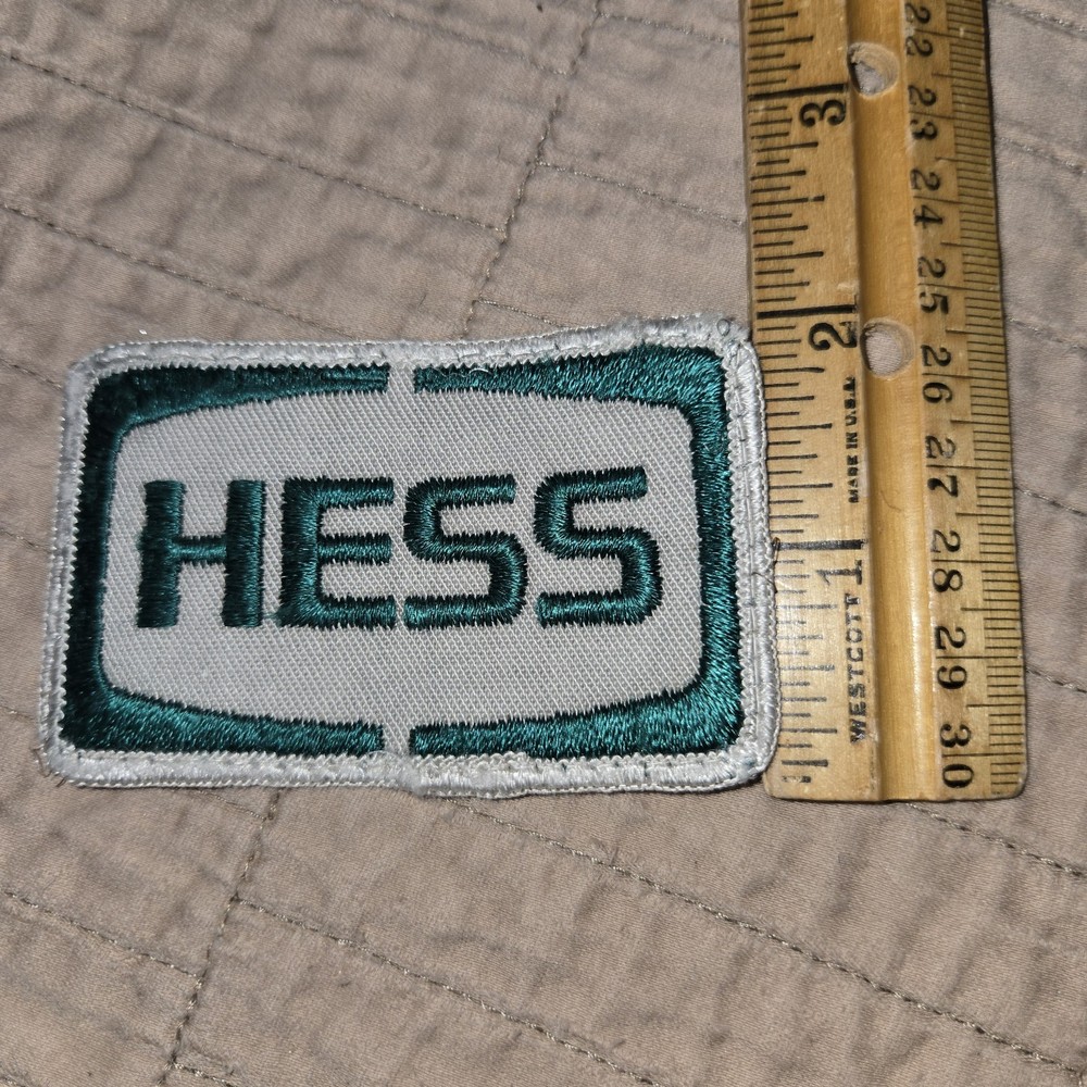 VINTAGE HESS OIL GAS CLOTH PATCH RACING