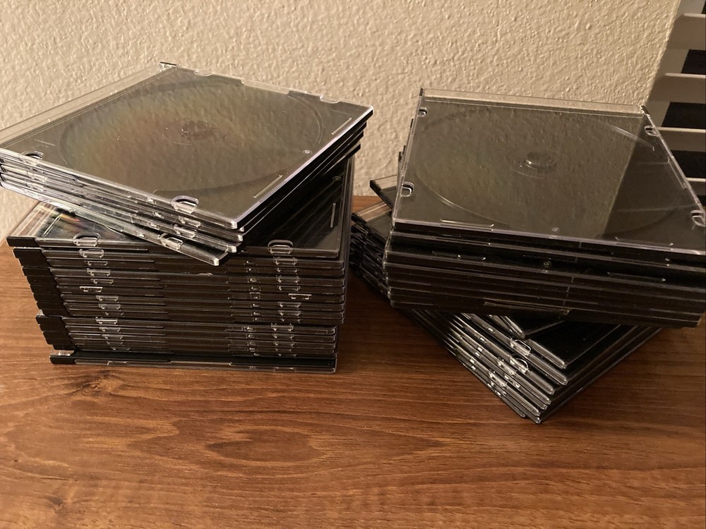 39- Slim Case Mixed Black Single CD DVD Disc Storage