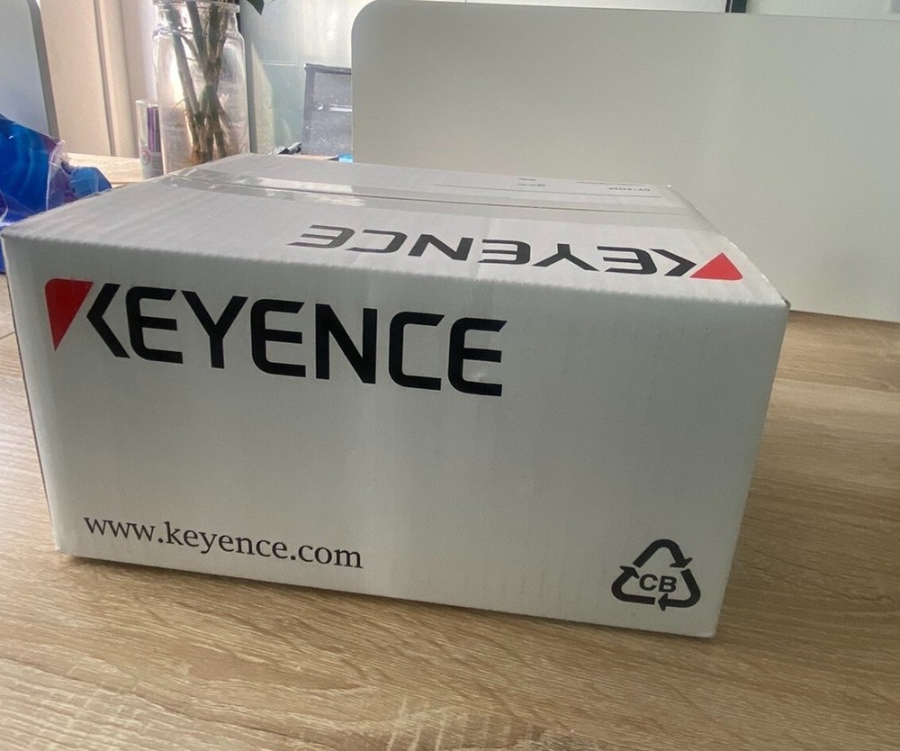 KEYENCE CV-X170F Visual controller brand new