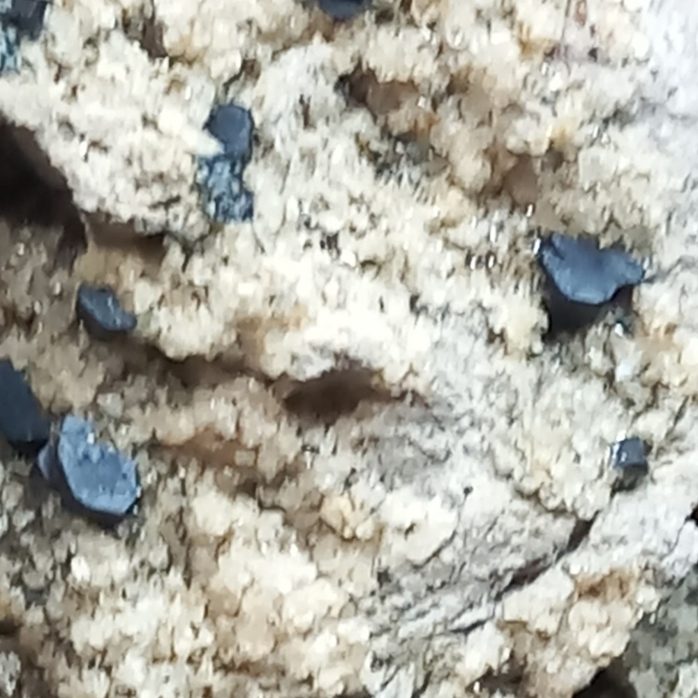 Osumilite Giant