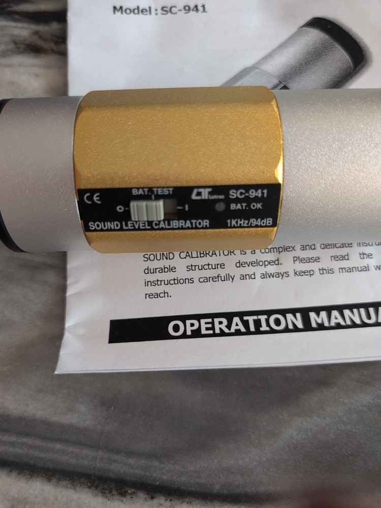 SC-941 - Sound Level Calibrator