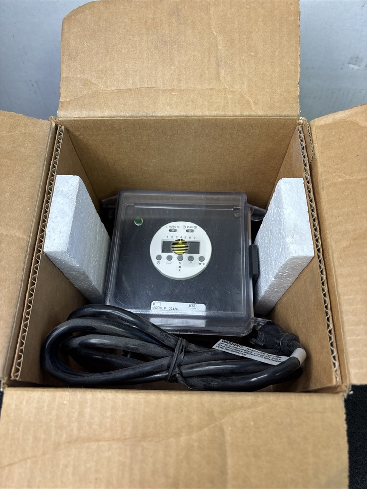 LMI Liquitron Time Switch Controller Model 33424 Liquid Metronics Milton Roy