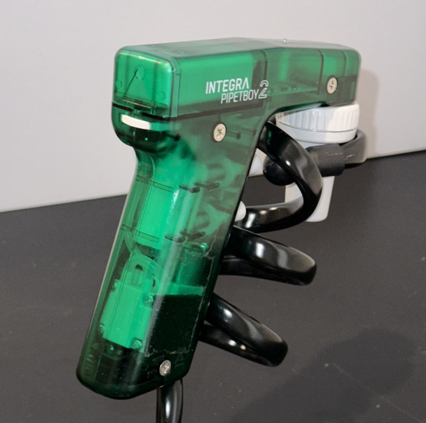 Integra Pipetboy 2 Pipette Controller CAT#155015 (Green)