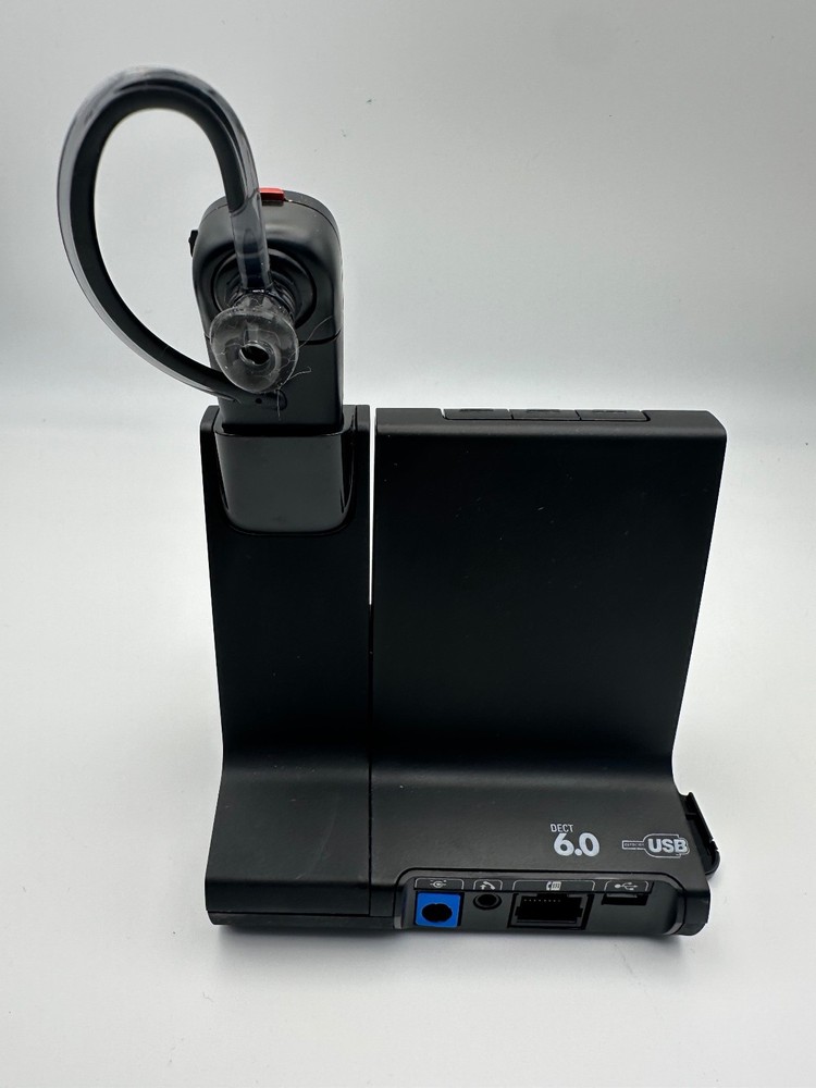 Plantronics POLY W8200B Wireless Headset & Charging base DECT + Adapters